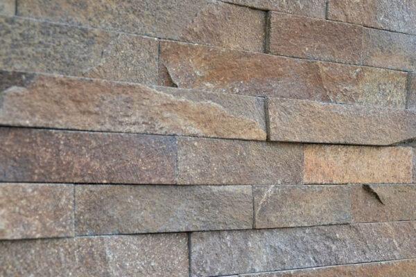 Andezit A1 obklad 10-50 cm 4x rezaný Rozmery: Andezit A1 Obklad 4x rezaný 5 cm