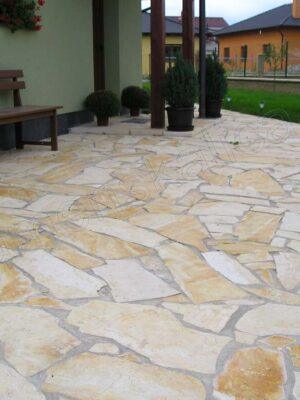 Vápenec B4 dlažba pr. 10-50 cm priemer: dlažba hr. 2-3cm