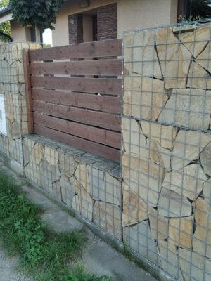 Pieskovec P1 obklad/dlažba pr. 10-50 cm, hr. 1-2 cm