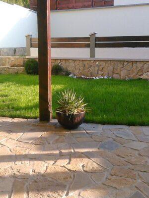 Pieskovec P1 dlažba pr. 10-50 cm, hr. 2-5 cm