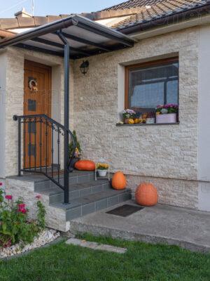 Travertín Classic panel 60 cm x 15 cm x 1,5 – 2,5 cm