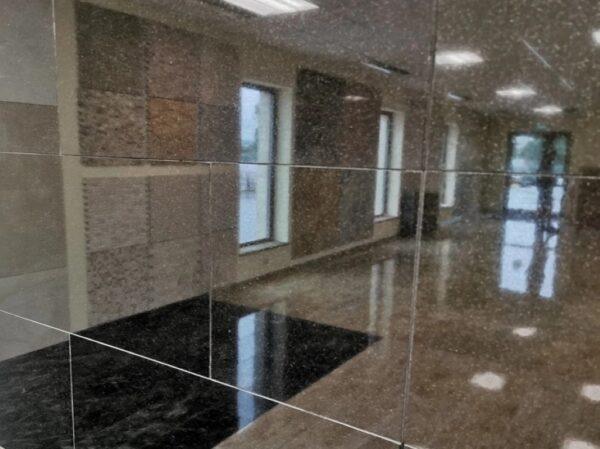 1442-1_elegantny-prirodny-kamen-z-tmavej-zuli-premium-black Žula Premium Black 61 cm x 30,5 cm x 1 cm - leštená