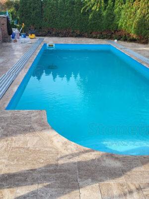 1571-12_dlazba-okolo-bazena-travetin-mocca-francuzsky-vzor-kamenskalica-sk-kamenna-dlazba-k-bazenu-dlazba-na-terasu-dlazba-okolo-bazena Travertín Mocca francúzsky vzor hr. 3 cm - omieľaný