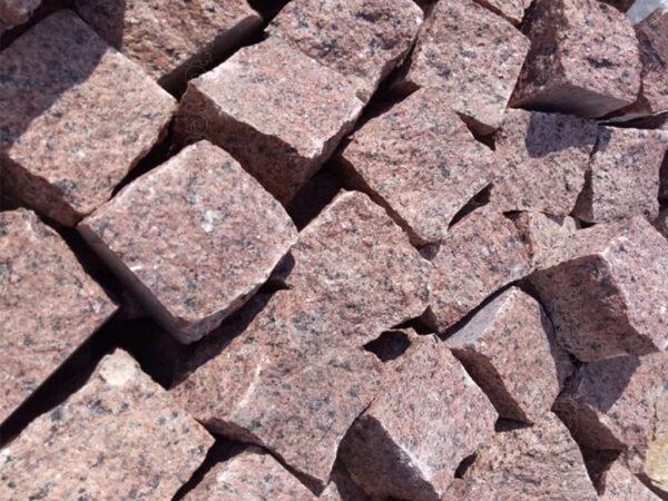 Červená žula dlažobné kocky 4/6 cm - 9 m2/t