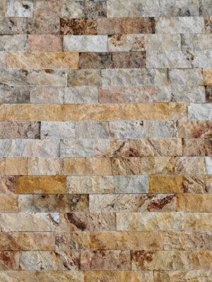 Travertín Scabos - kamenný obklad 4x rezaný
