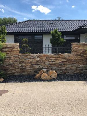 Gneis K3 remienok Mond hr. 2-6 cm