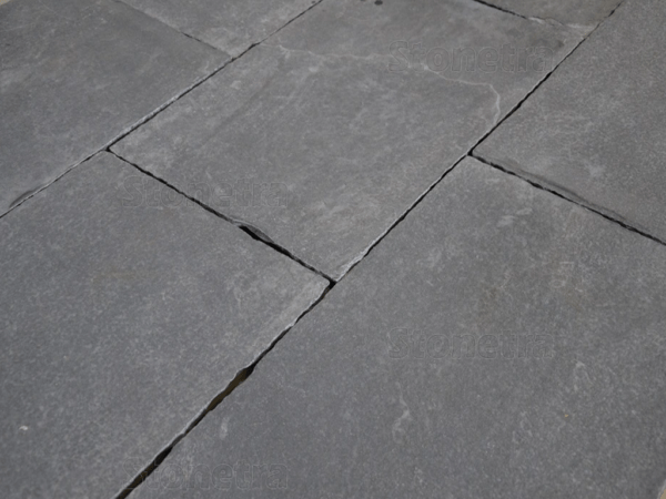 Vápenec Morgan black 60 cm x 40 cm x 2,2 cm, omieľaný