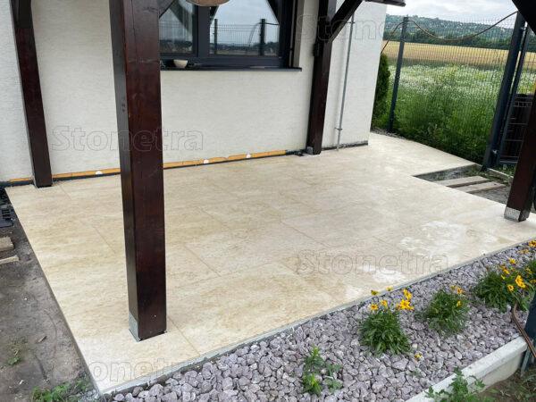 1939-2_dlazba-k-bazenu-mramor-shells-kamenna-dlazba-k-bazenu-dlazba-na-terasu-dlazba-okolo-bazena Mramor Shells Beige 90 cm x 60 cm x 1,5 cm - matný