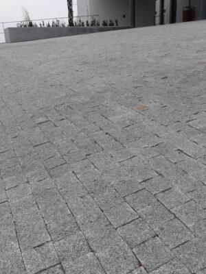 Žula šedá 4x rezaná kocka 10 x 10 x 8 cm