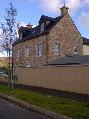 2153-1_fasadny-obklad-castor-z-prirodneho-kamena Bridlica Castor masívny panel 55 cm x 20 cm x 2,5 – 4 cm