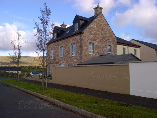 Bridlica Castor masívny panel 55 cm x 20 cm x 2,5 – 4 cm