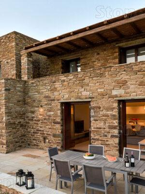 2184_kvarcit-shira-rock-face-v-dlzke-10-50-cm-robustny-hnedy-prirodny-kamenny-obklad-na-fasadu-kvarcit-shira-pouzitelny-do-exterieru-aj-interieru Kvarcit Shira - rock face, 10 – 50 cm, 5 – 15 cm, 2 – 5 cm