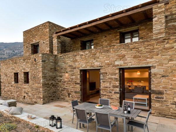 Kvarcit Shira - rock face, 10 – 50 cm, 5 – 15 cm, 2 – 5 cm