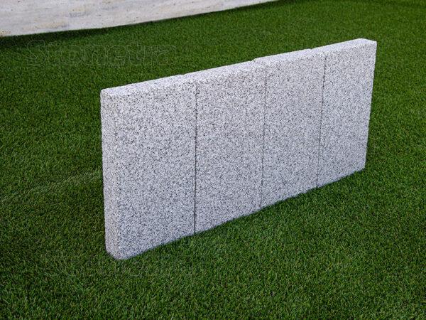 Žula šedá rezaná palisáda 33 cm x 18 cm x 5 cm