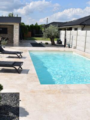 2316-3_kamenna-dlazba-k-bazenu-travertin-light-classic-kamenna-dlazba-k-bazenu-dlazba-na-terasu-dlazba-okolo-bazena Travertín Light Premium 61 cm x 40,6 cm x 3 cm - omieľaný