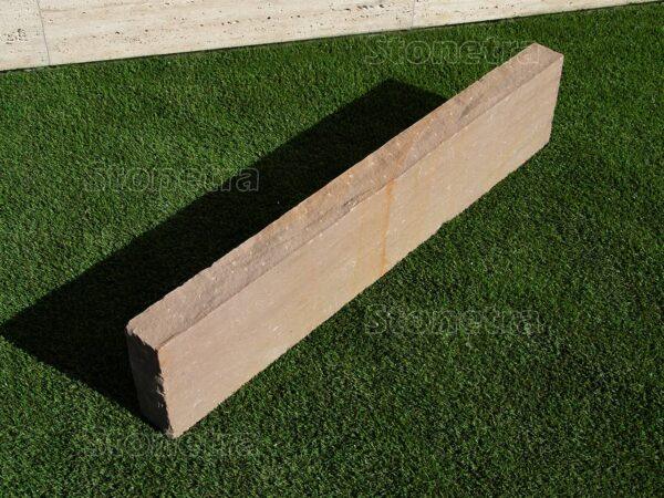 2363_kamenny-obrubnik-pieskovec-camel Pieskovec Camel obrubník 100 cm x 20 cm x 5 - 7 cm