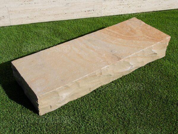 2372_pieskovec-camel-schody-z-prirodneho-kamena Pieskovec Camel masívny schod 100 cm x 35 cm x 15 cm