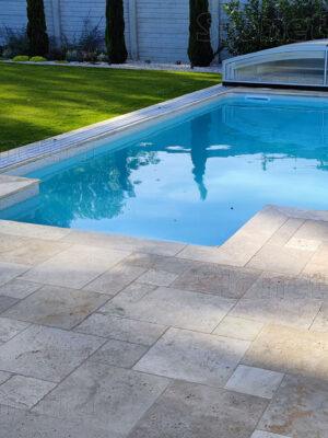 Travertín francúzsky vzor Classic hr. 3cm dlažba na terasu